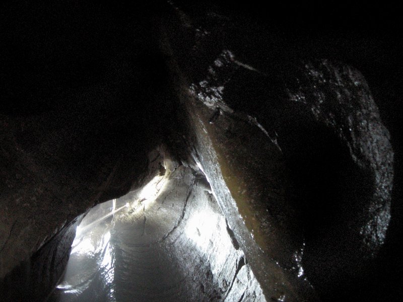 jarvist frost - bull pot - looking up 2nd pitch long exposure