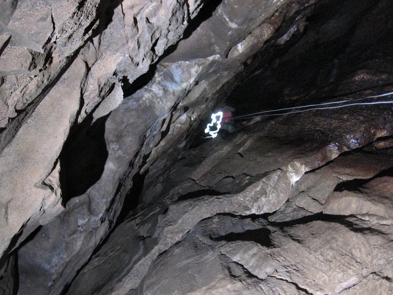 jarvist frost - tim descending last rebelay aquamole entrance pitch