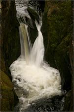 jana carga - waterfalls