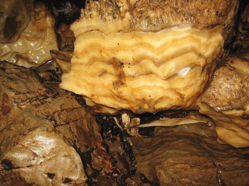 jarvist frost - canon a520 vivitar 283 -avalanche inlet gg - rainbow aven - rainbow rock in grotty crawl