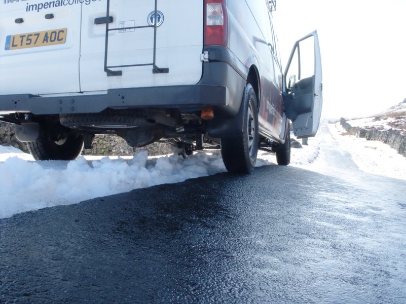 jarvist frost - canon g5 - aoc parked two wheels on road frozen kingsdale