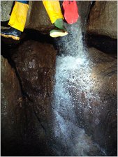 Jarvist Frost - Powershot G5 - 2010-10-31-14.33.56 - CRW_0646 - yordas - final pitch - ari levitate