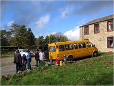 jana carga - greenclose - big yellow bus