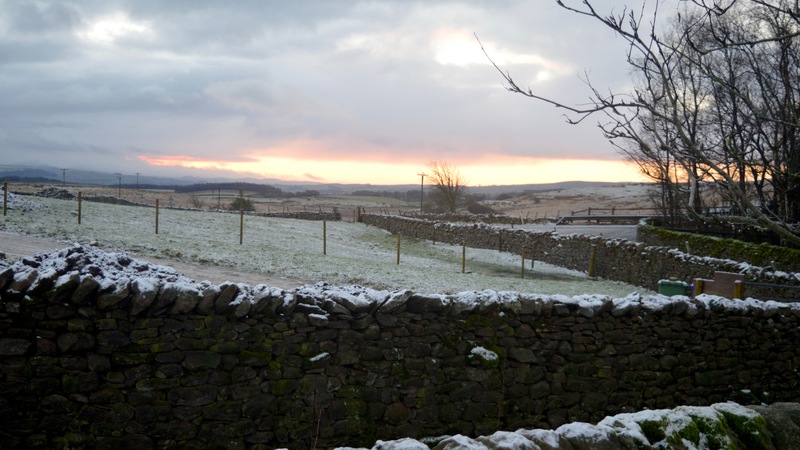 2017-01-29_08h05m-TanguyRacine-NikonD3200-SunsetHoleAndGreatDouk-Yorkshire_IV_2017_-_5_of_52
